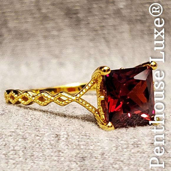 REAL Red Garnet 14k Yellow Gold Sterling Silver Ring - Picture 3 of 6